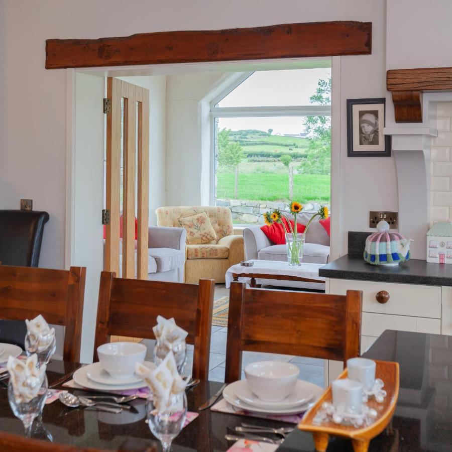 Kilcoo Beautiful Mountain Views & Private Hot Tubヴィラ エクステリア 写真