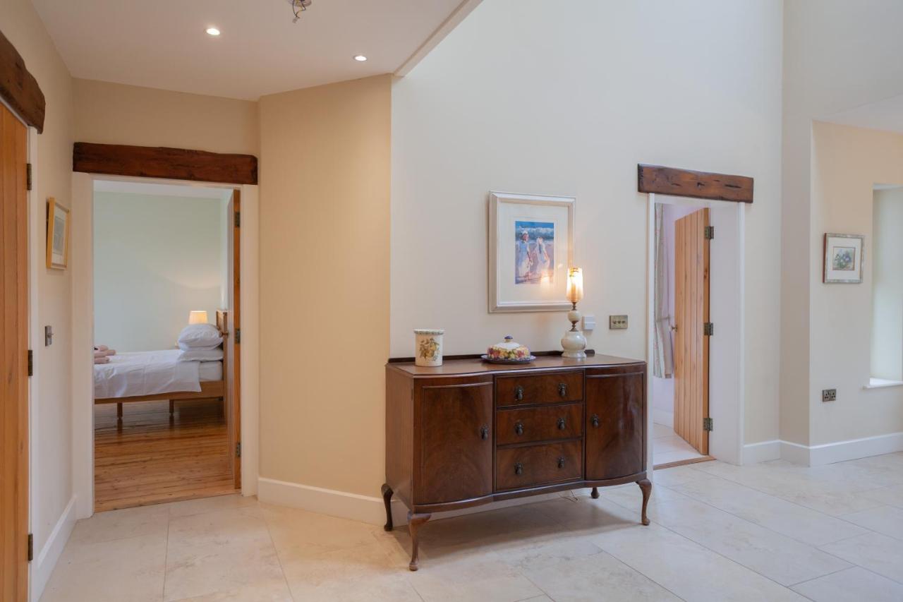 Kilcoo Beautiful Mountain Views & Private Hot Tubヴィラ エクステリア 写真